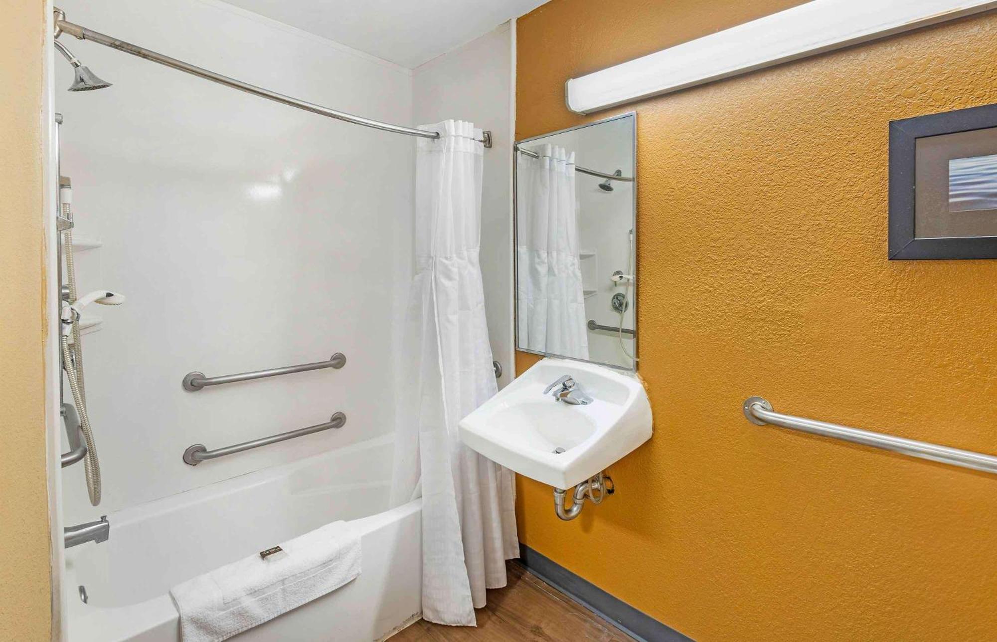 Extended Stay America Suites - Sacramento - Northgate Экстерьер фото